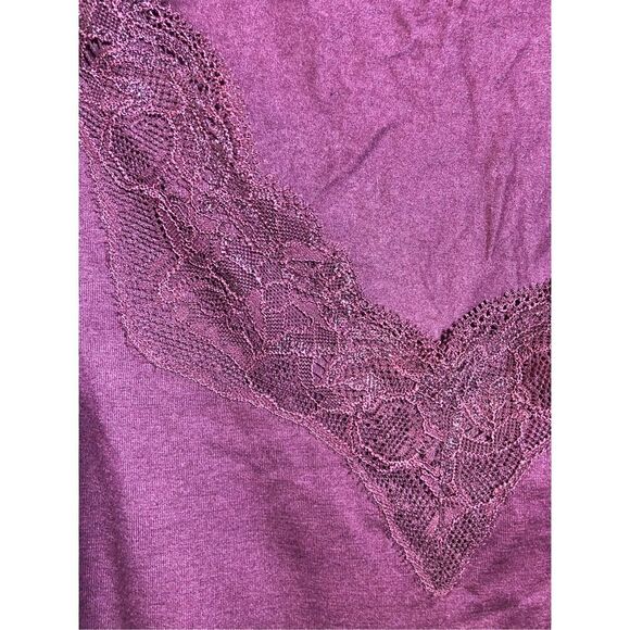 Banana Republic Women’s Black and Burgundy Camisoles Bundle of Two Size S NWOT - Picture 8 of 12